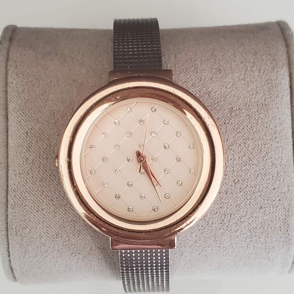 Women's Watch‎ Gold Tone and Silver Tone Hinged Bracelet Cuff - Picture 4 of 7